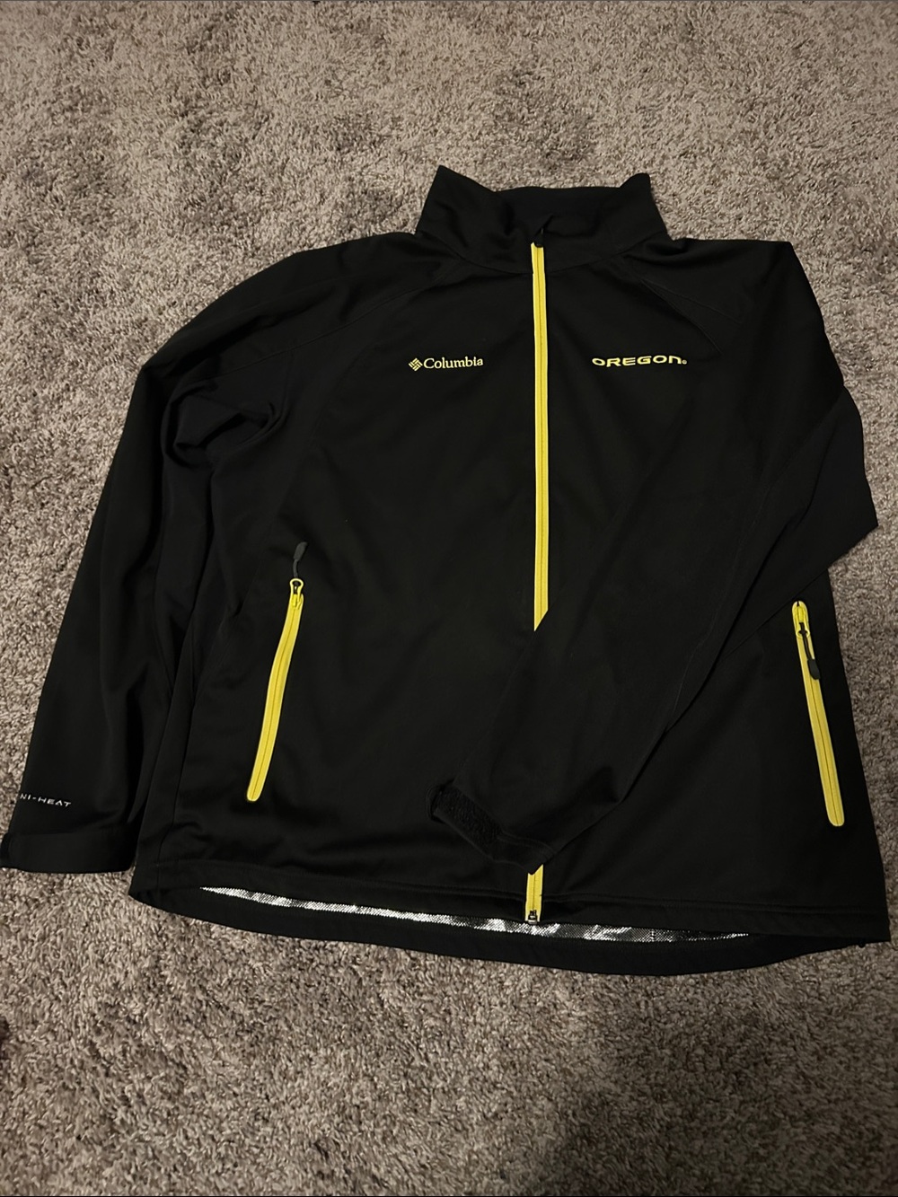 Oregon Ducks Columbia Black Jacket with Yellow Zippers Omni heat